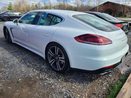 White 2014 Porsche Panamera 4S