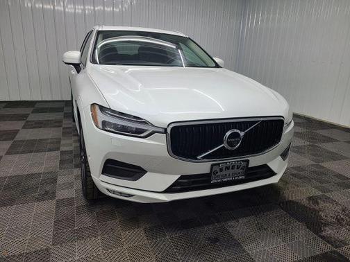 2018 Volvo XC60 T5 Momentum