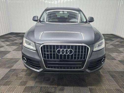 Daytona Gray Pearl Effect 2017 Audi Q5 2.0T Premium Plus