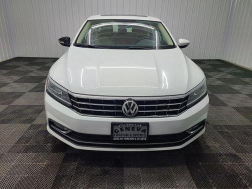 2018 Volkswagen Passat 2.0T SE w/ Technology