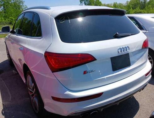 White 2016 Audi SQ5 3.0T Premium Plus