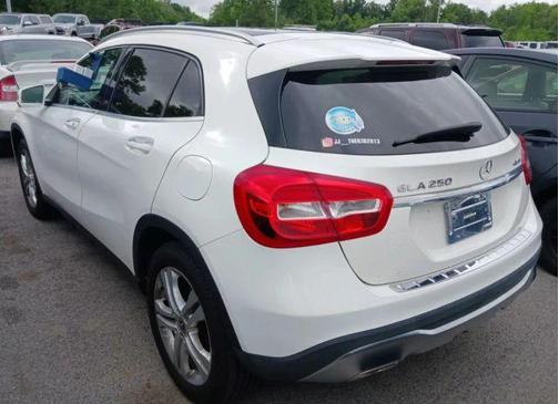 White 2019 Mercedes-Benz GLA 250 Base 4MATIC