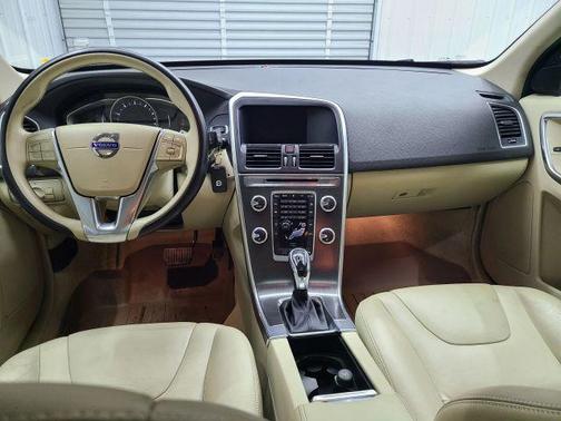 2015 Volvo XC60 T6