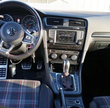 2017 Volkswagen Golf GTI S 4-Door