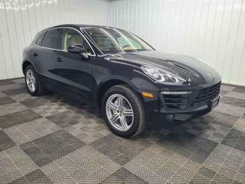2015 Porsche Macan S