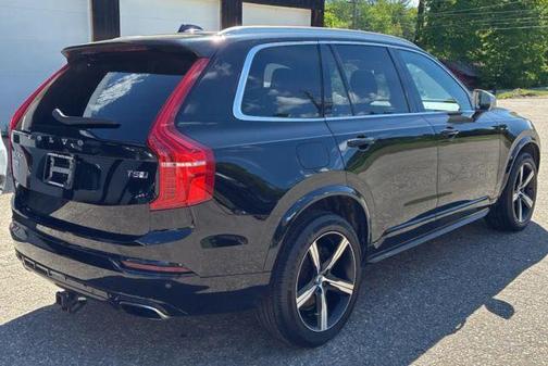 Black 2019 Volvo XC90 T5 R-Design