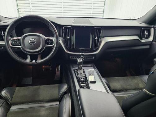 Silver 2019 Volvo XC60 T5 R-Design