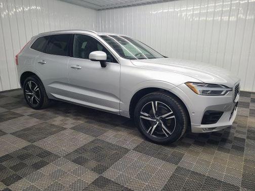 Silver 2019 Volvo XC60 T5 R-Design