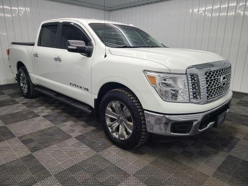Glacier White 2018 Nissan Titan SV