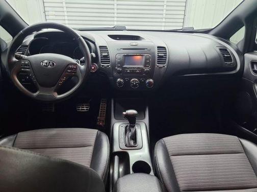 2016 Kia Forte SX