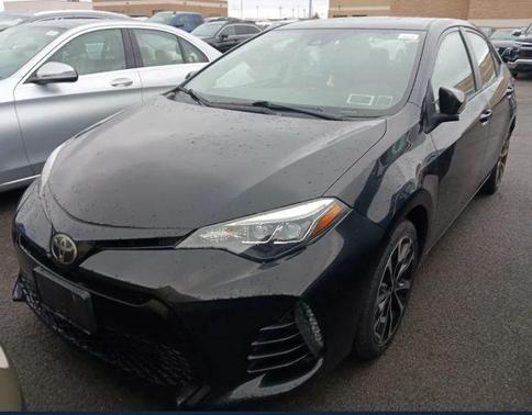 Black 2018 Toyota Corolla SE