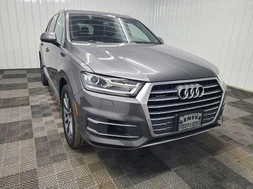 2019 Audi Q7 55 Premium