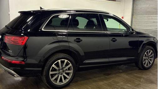 Night Black 2018 Audi Q7 3.0T Premium Plus