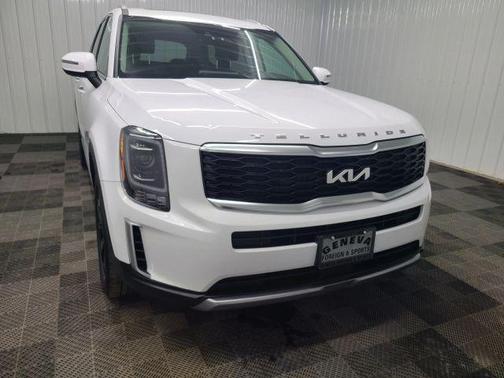 2022 Kia Telluride S