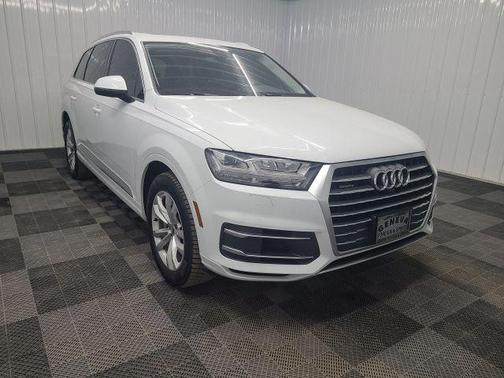 Glacier White Metallic 2019 Audi Q7 55 Premium Plus