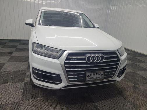 Glacier White Metallic 2019 Audi Q7 55 Premium Plus