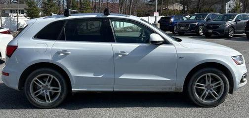 White 2016 Audi Q5 3.0T Premium Plus