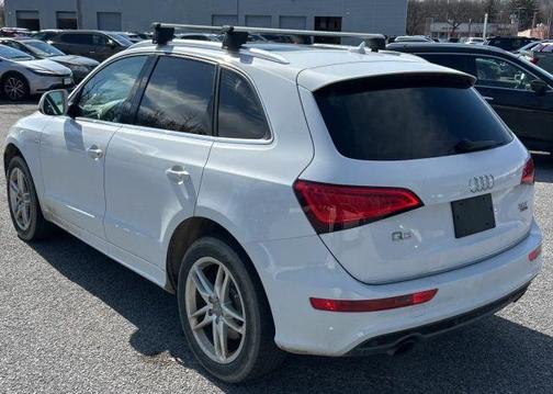 White 2016 Audi Q5 3.0T Premium Plus