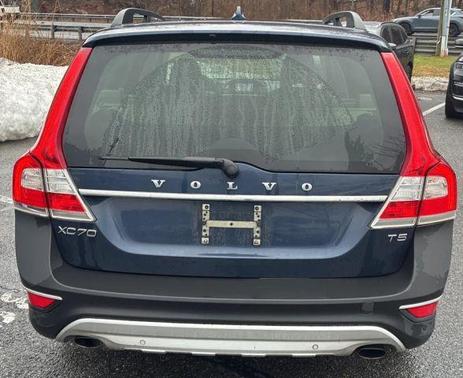 Caspian Blue Metallic 2015 Volvo XC70 T5 Premier Plus