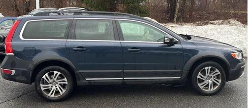 Caspian Blue Metallic 2015 Volvo XC70 T5 Premier Plus