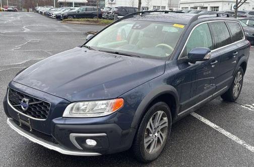 Caspian Blue Metallic 2015 Volvo XC70 T5 Premier Plus