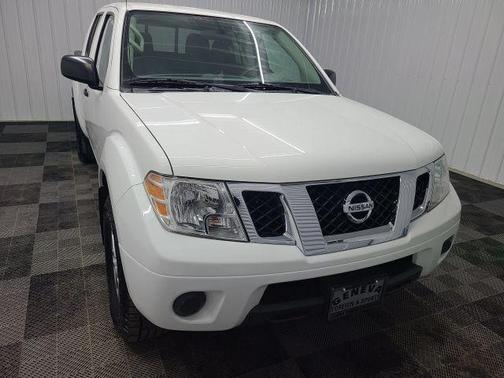 Glacier White 2019 Nissan Frontier SV