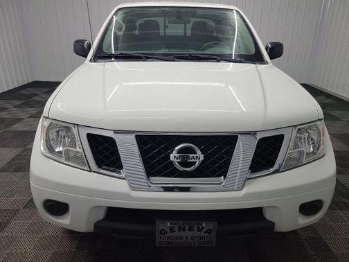 Glacier White 2019 Nissan Frontier SV