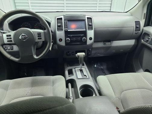 Glacier White 2019 Nissan Frontier SV