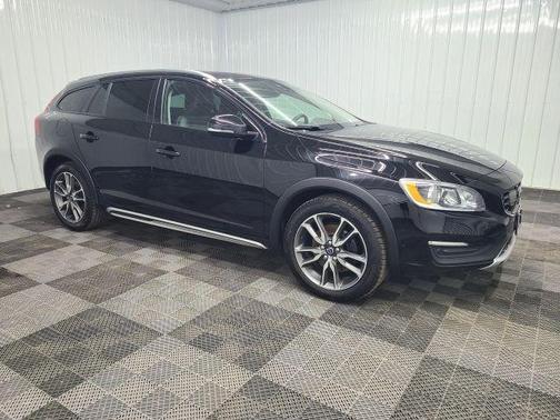 Black 2016 Volvo V60 Cross Country T5
