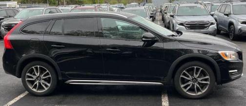 Black 2016 Volvo V60 Cross Country T5