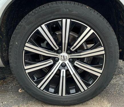 Silver 2022 Volvo XC90 T6 Inscription 7 Passenger
