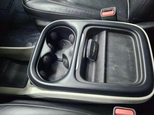 2018 Chrysler Pacifica Touring-L