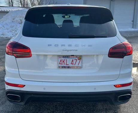 2016 Porsche Cayenne Base