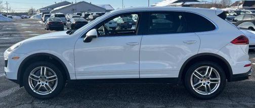 2016 Porsche Cayenne Base