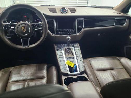 2016 Porsche Macan S