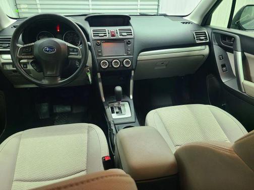 Jasmine Green Metallic 2016 Subaru Forester 2.5i