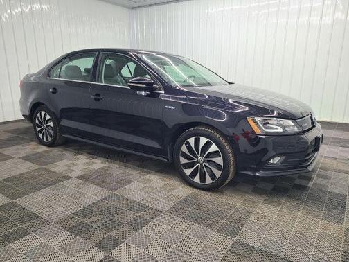 2016 Volkswagen Jetta Hybrid SEL Premium
