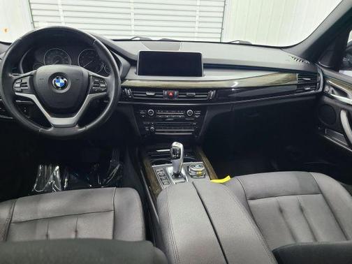White 2017 BMW X5 xDrive35i