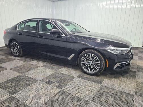 Black 2019 BMW 540 i xDrive