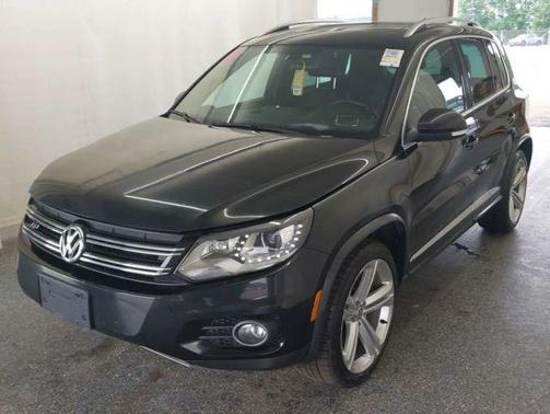 Black 2014 Volkswagen Tiguan 4MOTION Auto R-Line