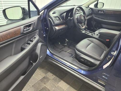 Abyss Blue Pearl 2019 Subaru Outback 2.5i Limited