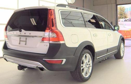 2016 Volvo XC70 T5 Premier