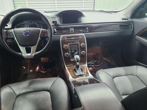 Black 2016 Volvo XC70 T5 Platinum