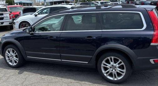 Blue 2016 Volvo XC70 T5 Premier