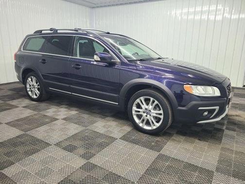 Blue 2016 Volvo XC70 T5 Premier