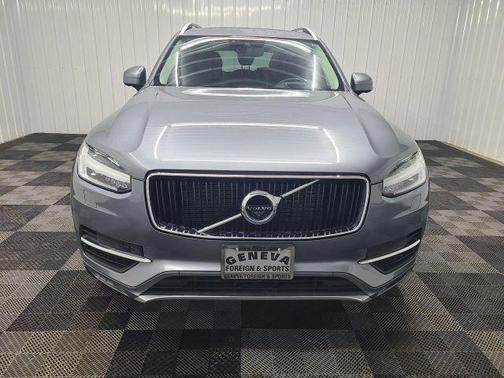 2019 Volvo XC90 T6 Momentum
