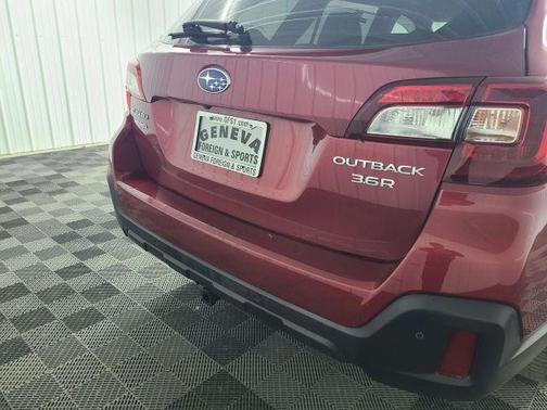 Crimson Red Pearl 2019 Subaru Outback 3.6R Limited