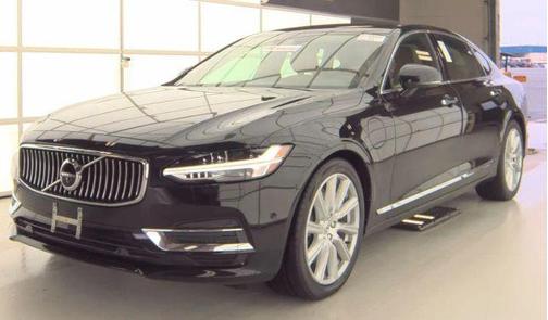 2018 Volvo S90 Recharge Plug-In Hybrid T8 Inscription