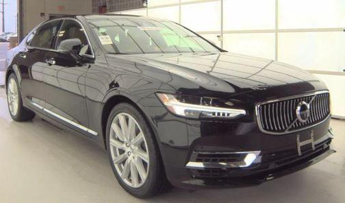 2018 Volvo S90 Recharge Plug-In Hybrid T8 Inscription