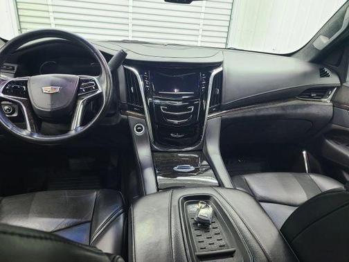 2016 Cadillac Escalade ESV Platinum